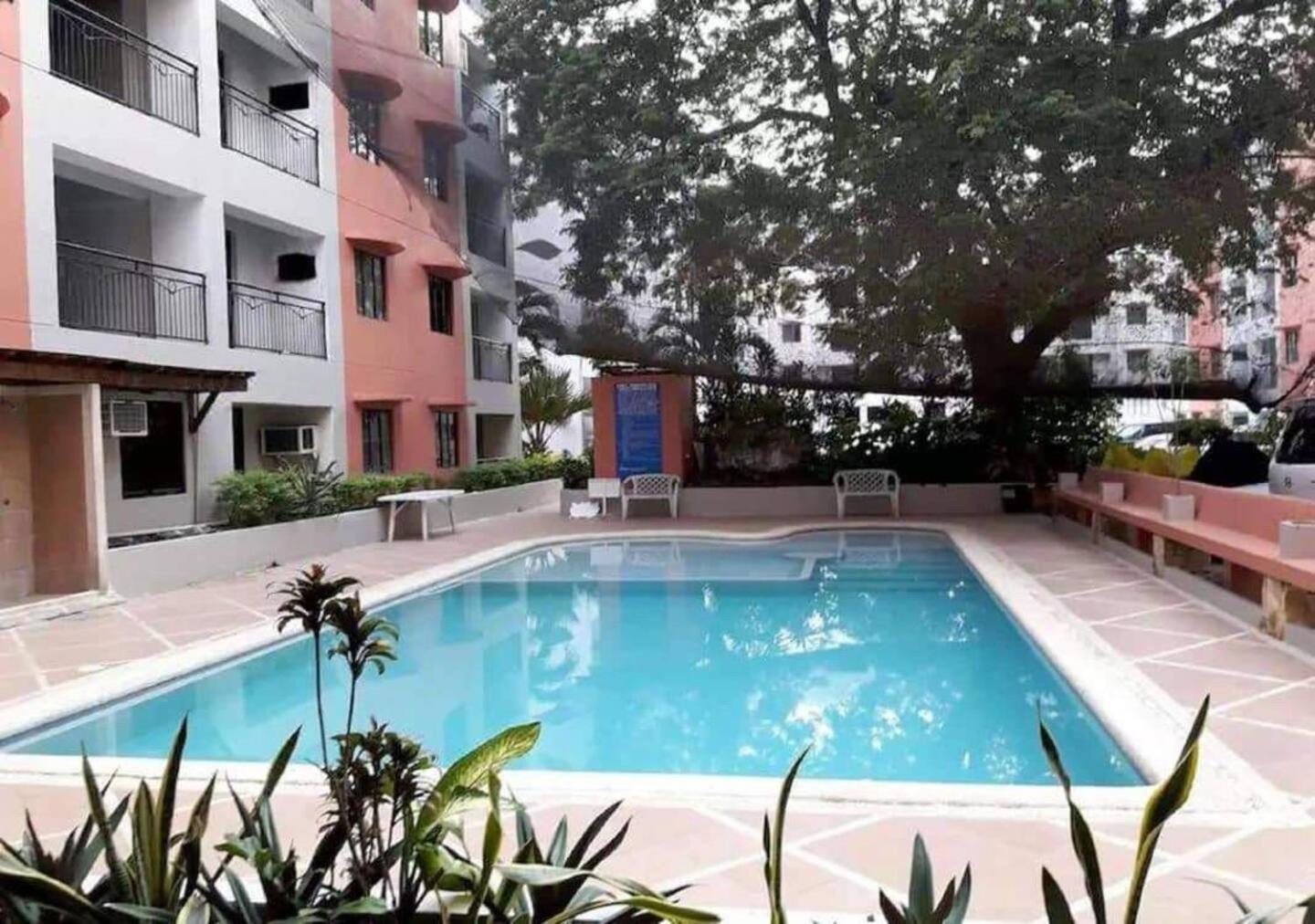 Otravel Hostel 5 Minutes From Mactan Airport Lapu-Lapu City Buitenkant foto